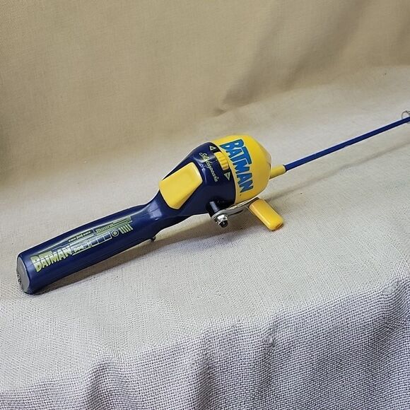 DC Comics Batman My Busy Books Story Book Play Set, Fishing Pole, 11" Figure - Picture 4 of 15